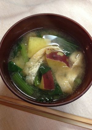 さつま芋と小松菜のお味噌汁♪-レシピのメイン写真