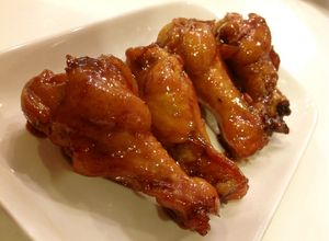 簡単すぎこってり旨~鳥肉手羽元の甘辛煮☆-レシピのメイン写真
