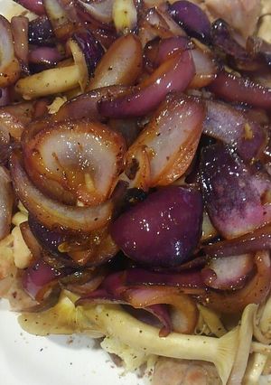 レッドオニオン&きのこチキンスパイス炒め-レシピのメイン写真