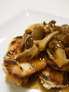 とろ~り!鶏胸肉のステーキ*きのこソース-レシピのメイン写真