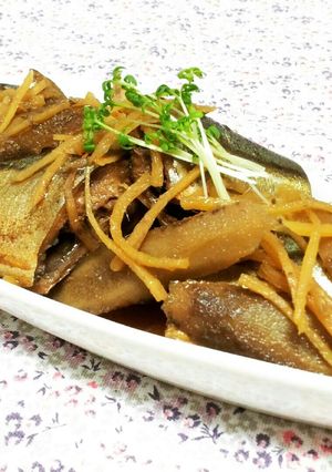 圧力鍋で骨まで美味しい♪秋刀魚の生姜煮-レシピのメイン写真