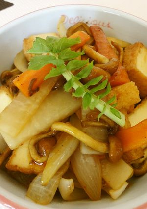 焼肉のタレで★生なめこと厚揚げの炒め物-レシピのメイン写真