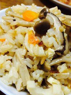 きのこたっぷり☆炊き込みご飯-レシピのメイン写真