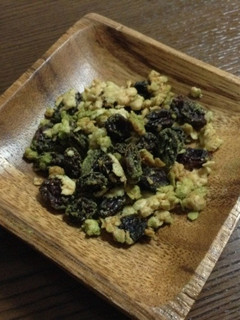 緑茶とレーズンの香ばしいグラノーラ-レシピのメイン写真
