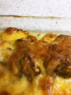 豚ヒレのアメ色玉ねぎのっけチーズ焼き-レシピのメイン写真