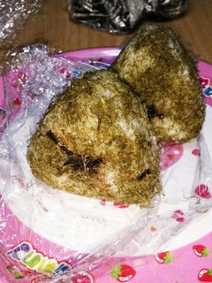 薄づけ美味しい黒とろろのおむすび-レシピのメイン写真