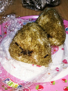 薄づけ美味しい黒とろろのおむすび-レシピのメイン写真