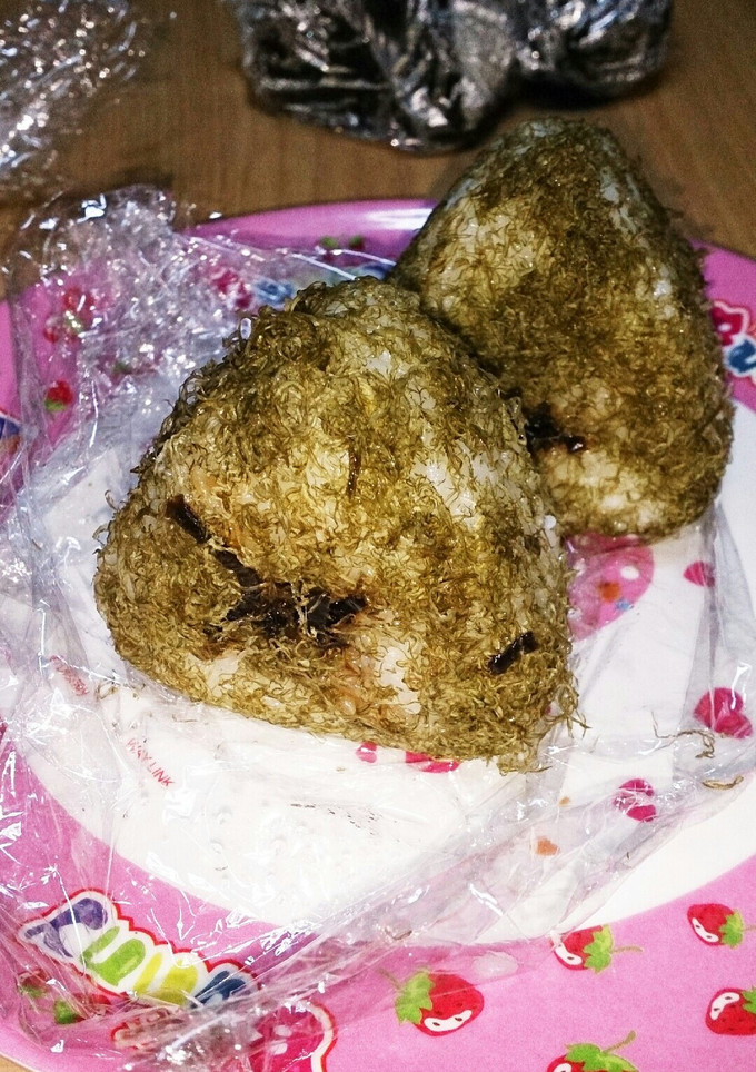 薄づけ美味しい黒とろろのおむすび-レシピのメイン写真