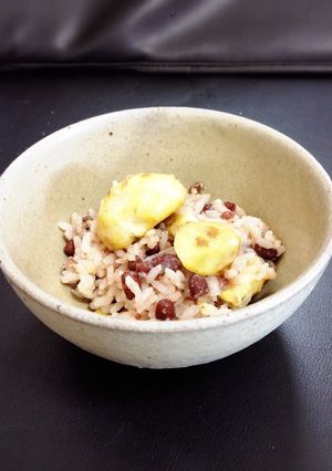 炊飯器でモッチモチ栗入りお赤飯-レシピのメイン写真