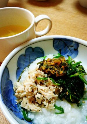 中華風粥と再利用した鶏出汁スープ-レシピのメイン写真