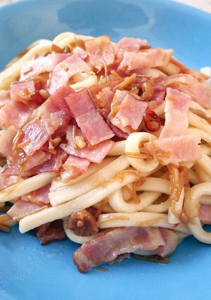 簡単♪なめ茸とベーコンの焼きうどん-レシピのメイン写真