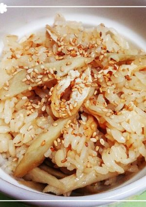 [覚書]ごぼうと押し麦の炊き込み御飯-レシピのメイン写真
