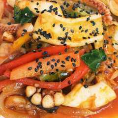 รูปของ イカ炒め♪韓国本場の味(^_^)