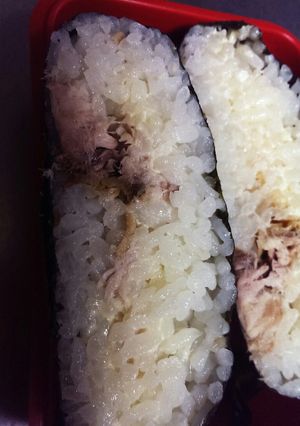 ハマチの竜田あげおにぎらず-レシピのメイン写真