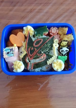 ☆キャラ弁 ポケモン 黒メガレックウザ-レシピのメイン写真