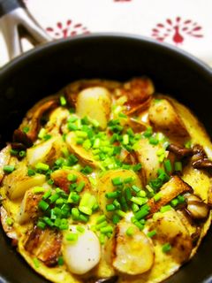 長いもときのこのガーリックオムレツ-レシピのメイン写真