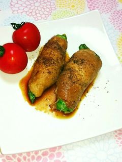 豚肉でレタスの外葉を巻いて焼く☆-レシピのメイン写真
