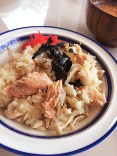 秋鮭の炊き込み御飯-レシピのメイン写真
