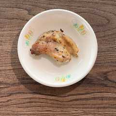 A picture of 【給食】鶏肉のバジル焼き.