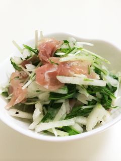 簡単即席☆梨と水菜と生ハムのサラダ-レシピのメイン写真