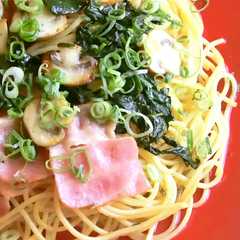รูปของ ベーコンときのこの和風パスタ