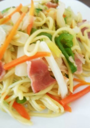 白菜ベーコン 彩り綺麗な塩焼きそば 簡単-レシピのメイン写真