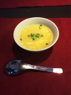 玉米和雞蛋湯(トウモロコシと卵のスープ)-レシピのメイン写真