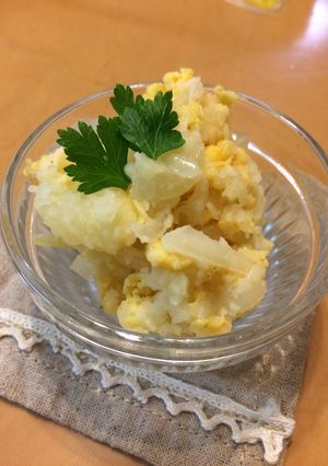 じゃがいもと卵のイエローサラダ-レシピのメイン写真