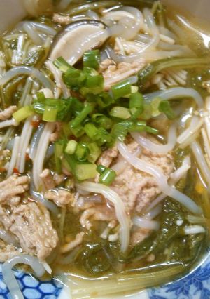 水菜と白滝、きのこのピリ辛中華スープ♪-レシピのメイン写真
