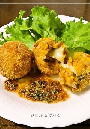 豚キムチーズinさつま芋コロッケ-レシピのメイン写真