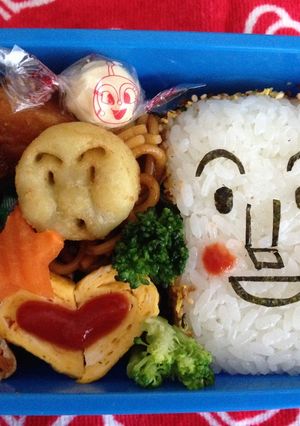しょくぱんまん キャラ弁-レシピのメイン写真