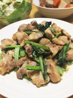 鶏もも肉と小松菜の塩麹炒め-レシピのメイン写真