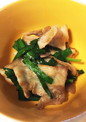 豚バラ肉とニラの炒め物-レシピのメイン写真