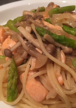 サーモンとアスパラの味噌パスタ-レシピのメイン写真