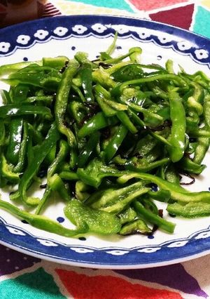 ピーマンと塩昆布のサラダ-レシピのメイン写真