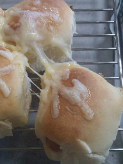 残りソーセージちぎりパンでチーズトースト-レシピのメイン写真