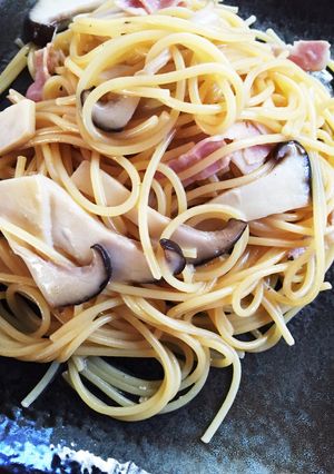 ワンポットパスタ！エリンギの和風ガリバタ-レシピのメイン写真