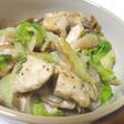 鶏むねときのこのチーズ炒め+梅