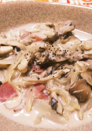 舞茸とベーコンのクリーム煮-レシピのメイン写真