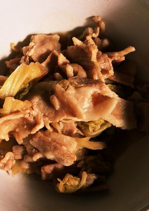 本に掲載！豚バラ肉と白菜の和風煮物-レシピのメイン写真