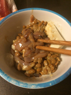 納豆豆腐に塩辛混ぜ-レシピのメイン写真