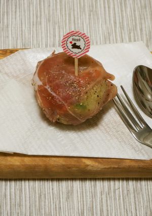 アボカドと生ハムのころころ握り-レシピのメイン写真