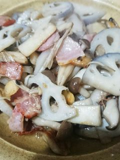 きのこと蓮根のアヒージョ風味炒め-レシピのメイン写真