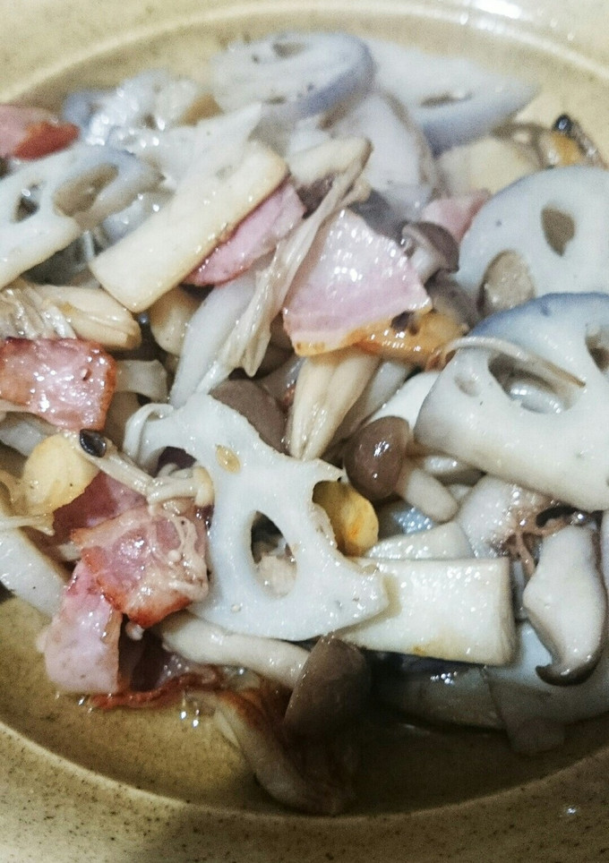 きのこと蓮根のアヒージョ風味炒め-レシピのメイン写真