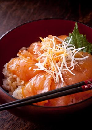 黄身醤油づけビンチョウマグロ丼-レシピのメイン写真