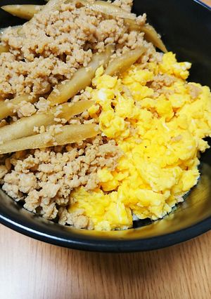 鶏そぼろ丼-レシピのメイン写真
