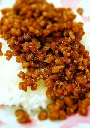 子供喜ぶ豚ミンチの絶品そぼろ♪大豆ミート-レシピのメイン写真