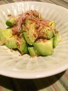 アボカドおかか和え-レシピのメイン写真
