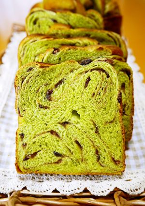 あこがれのマーブル模様♪抹茶あん食パン-レシピのメイン写真