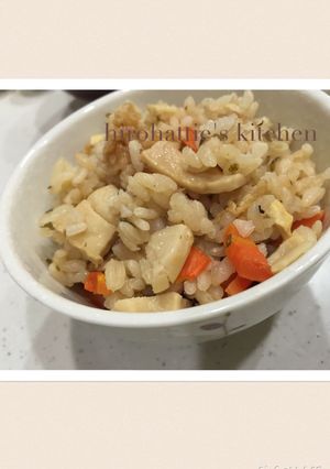お吸い物で簡単☆松茸風味の炊き込みご飯♫-レシピのメイン写真